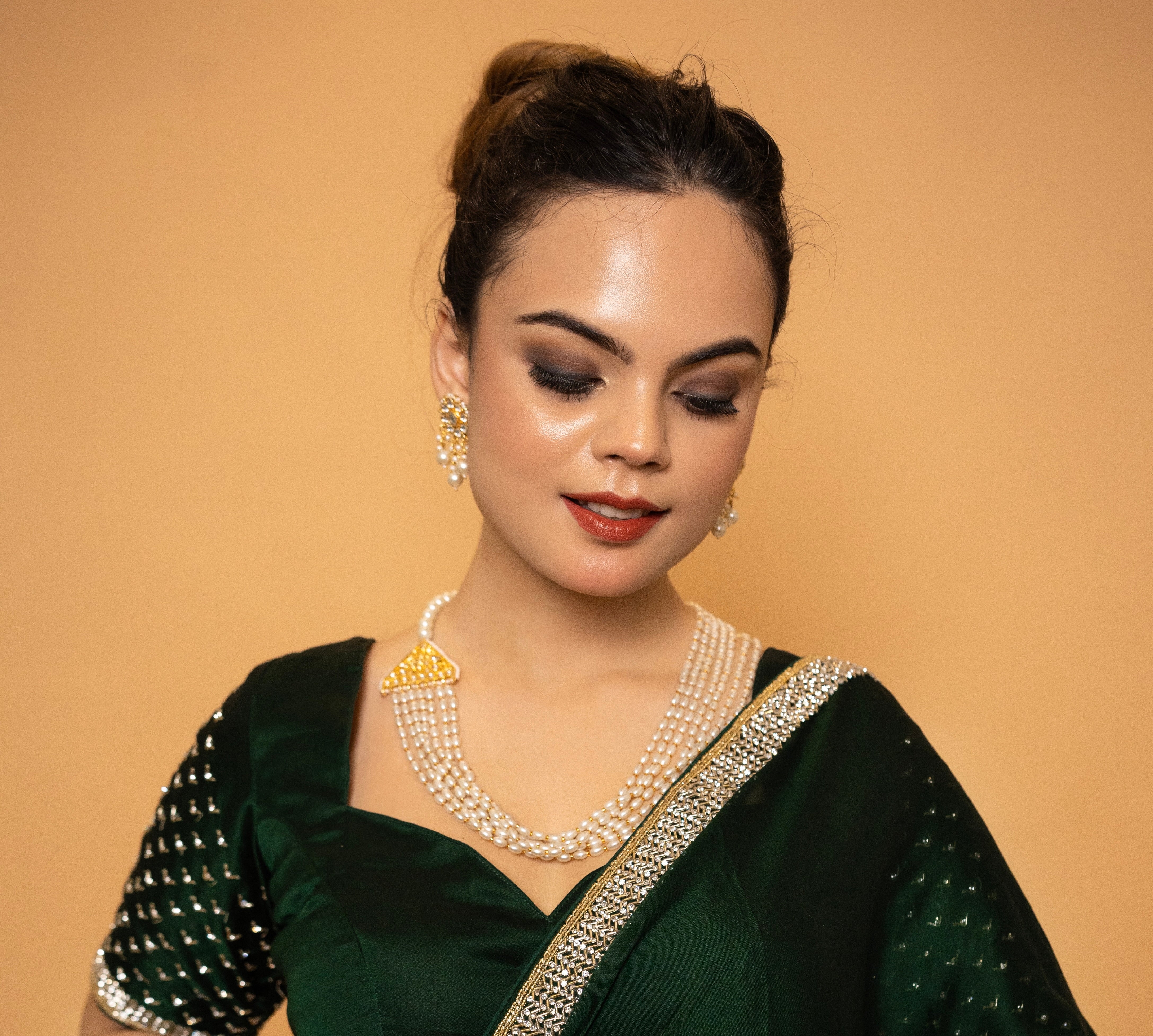 Stunning Gold Finish Pearl Long Side Locket Haar Jewellery
