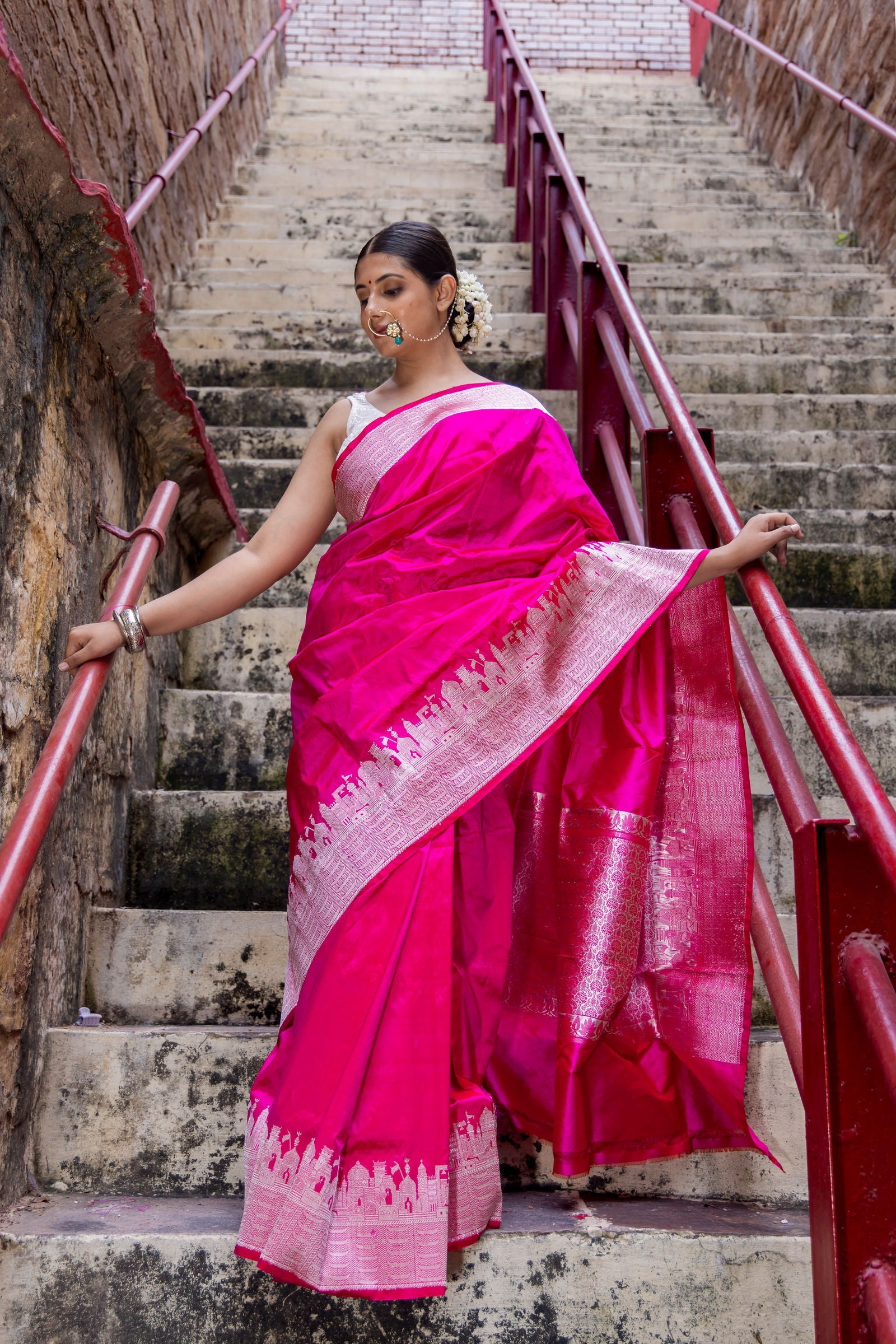 Handloom Hot Pink Pure Katan ghat border Banarasi Saree - Mayrake
