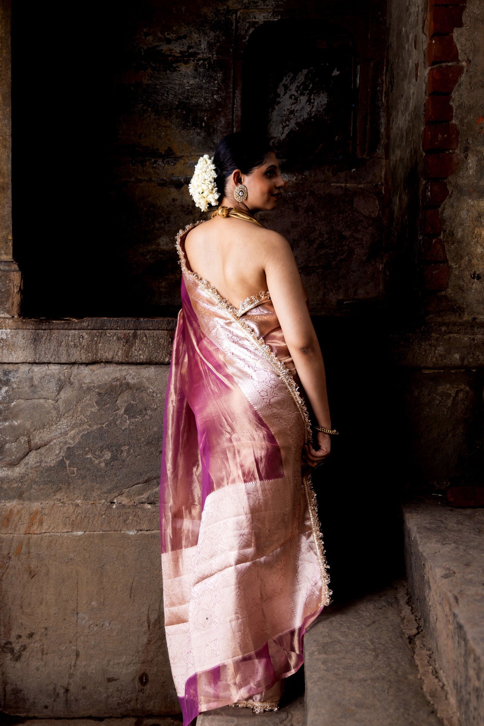 Handloom Wine Red Maroon Dark Brown Pure Katan Tissue Silk Banarsi Saree - Mayrake