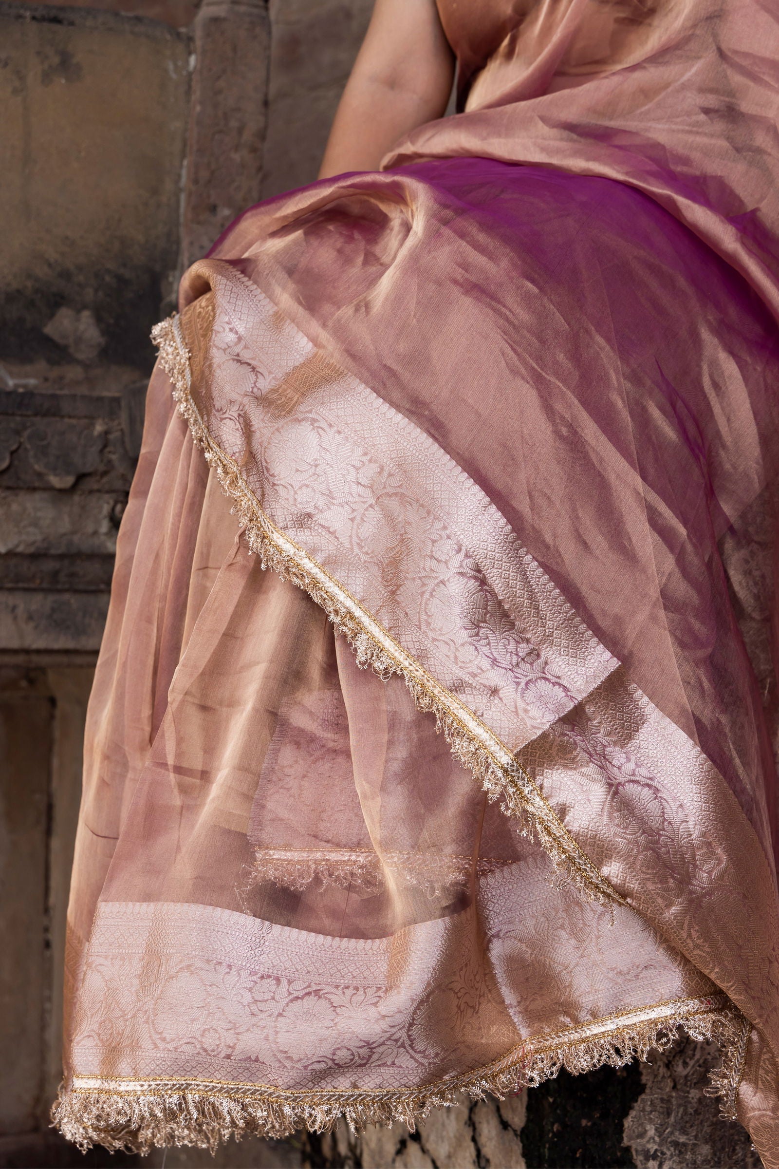Handloom Wine Red Maroon Dark Brown Pure Katan Tissue Silk Banarsi Saree - Mayrake