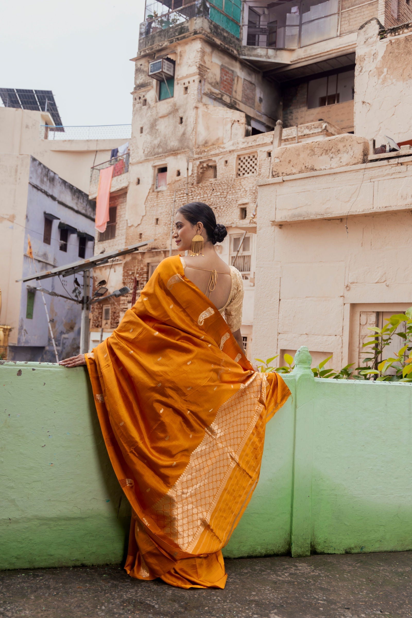 Handloom saffron Yellow Pure Katan Silk Banarsi Saree - Mayrake