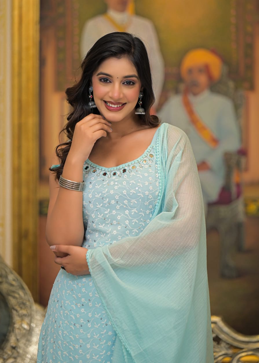 Sky Blue Georgette Sleeveless Salwar Suit Set with Dupatta