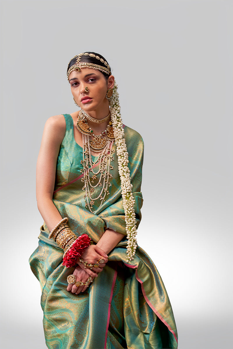 Two-Tone Green Weaving Silk Saree with Contrast Selvage Border