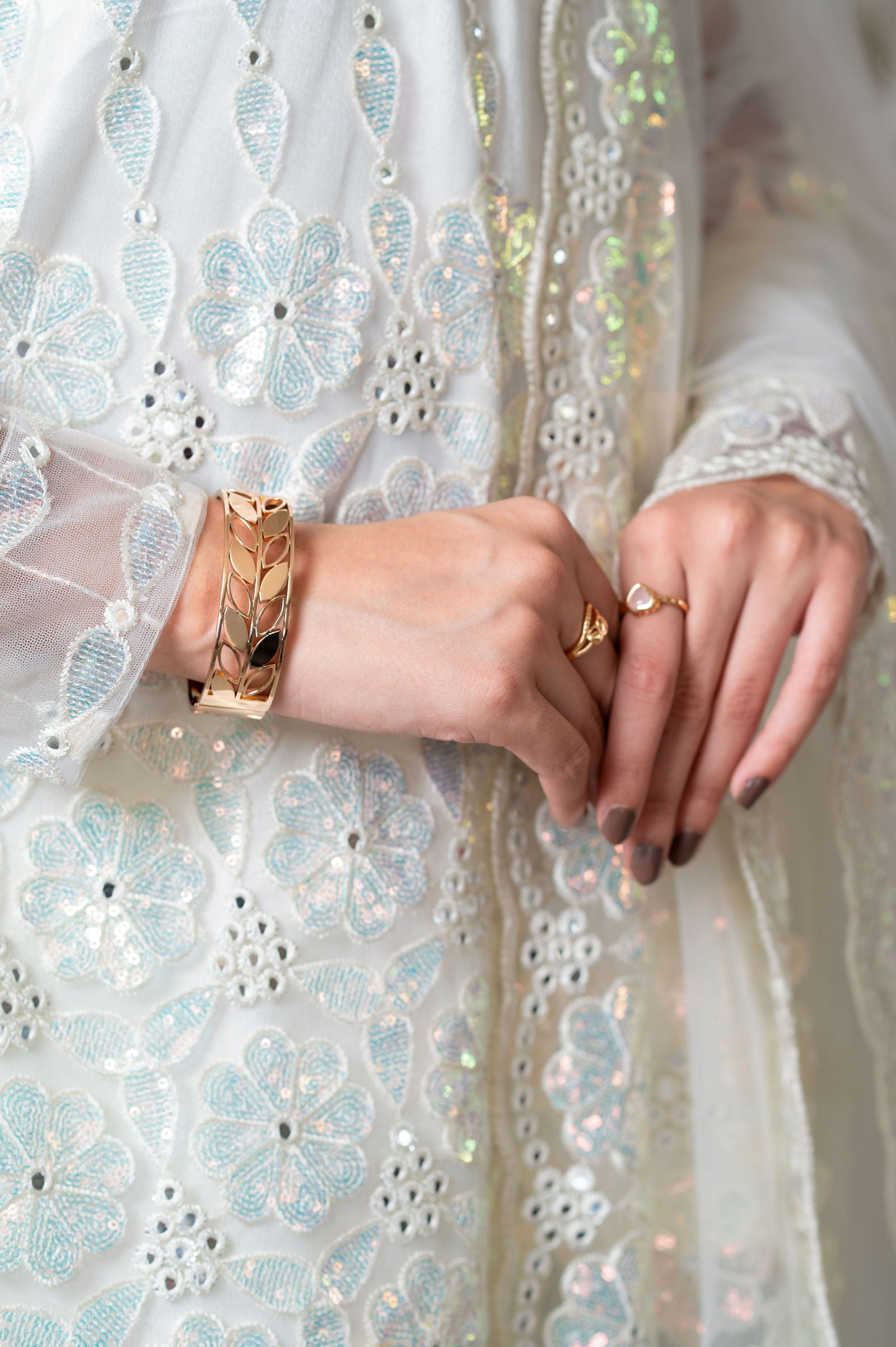 Mayrake Rose Gold Bracelet with Casting Leaves Design - Mayrake.in