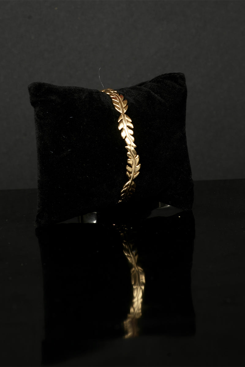 Metallic Leaf Design Cuff Bracelet - Mayrake