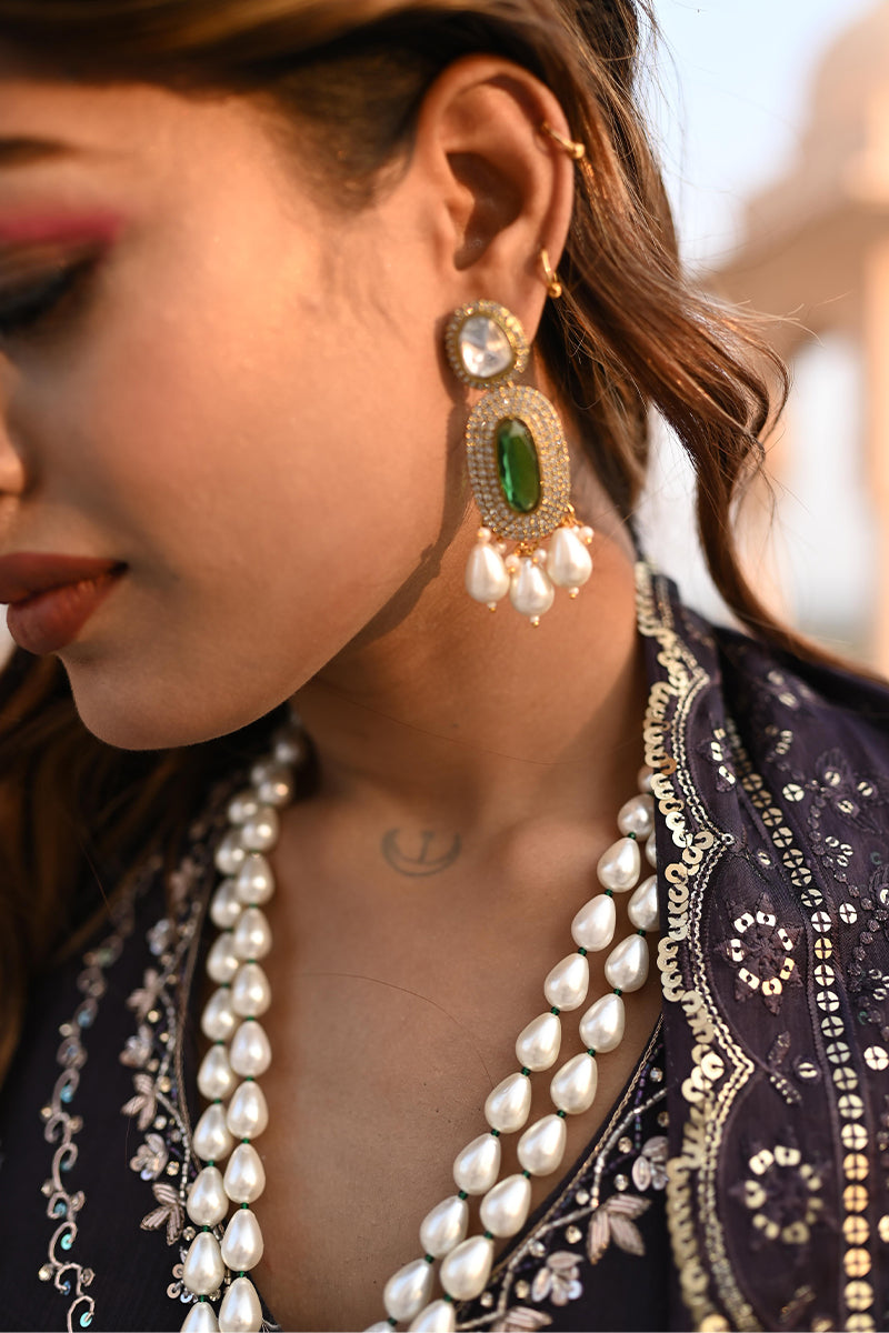 Tear Drop Pearl and Green Stone Zircon Locket Necklace Jewellery Set