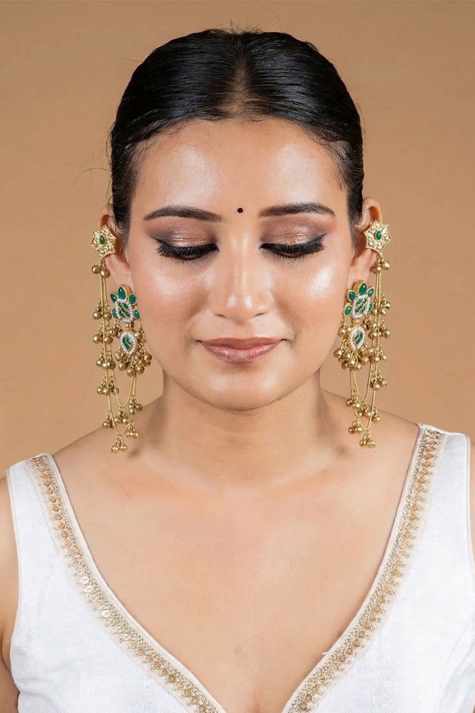 Emerald Green Teardrop Stone Earrings with Kanoti Chain