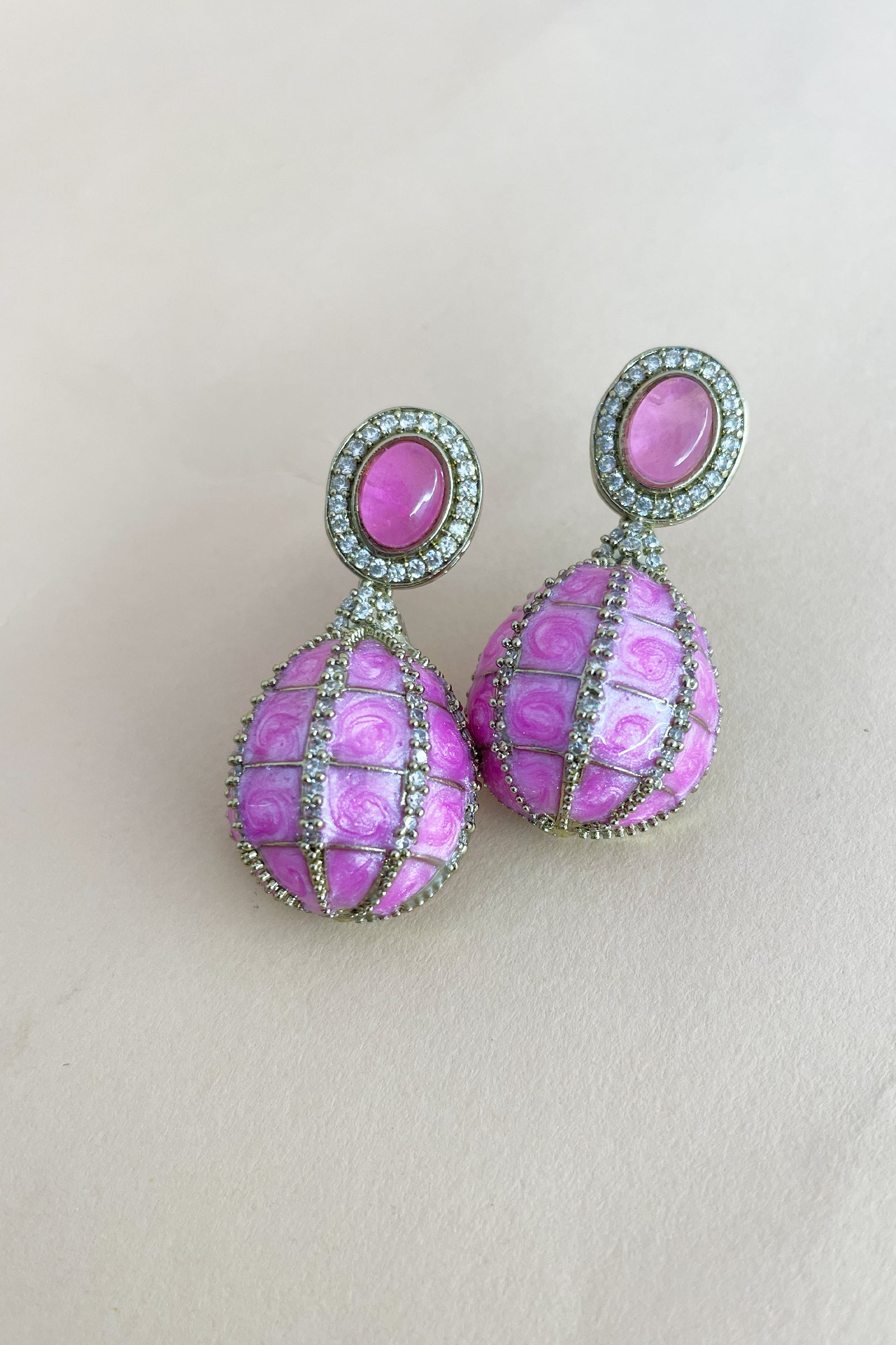 Rose Pink Oval Stone Pearl Strand Necklace Set with Antique Golden Floral Detailing & Matching Drop Earrings