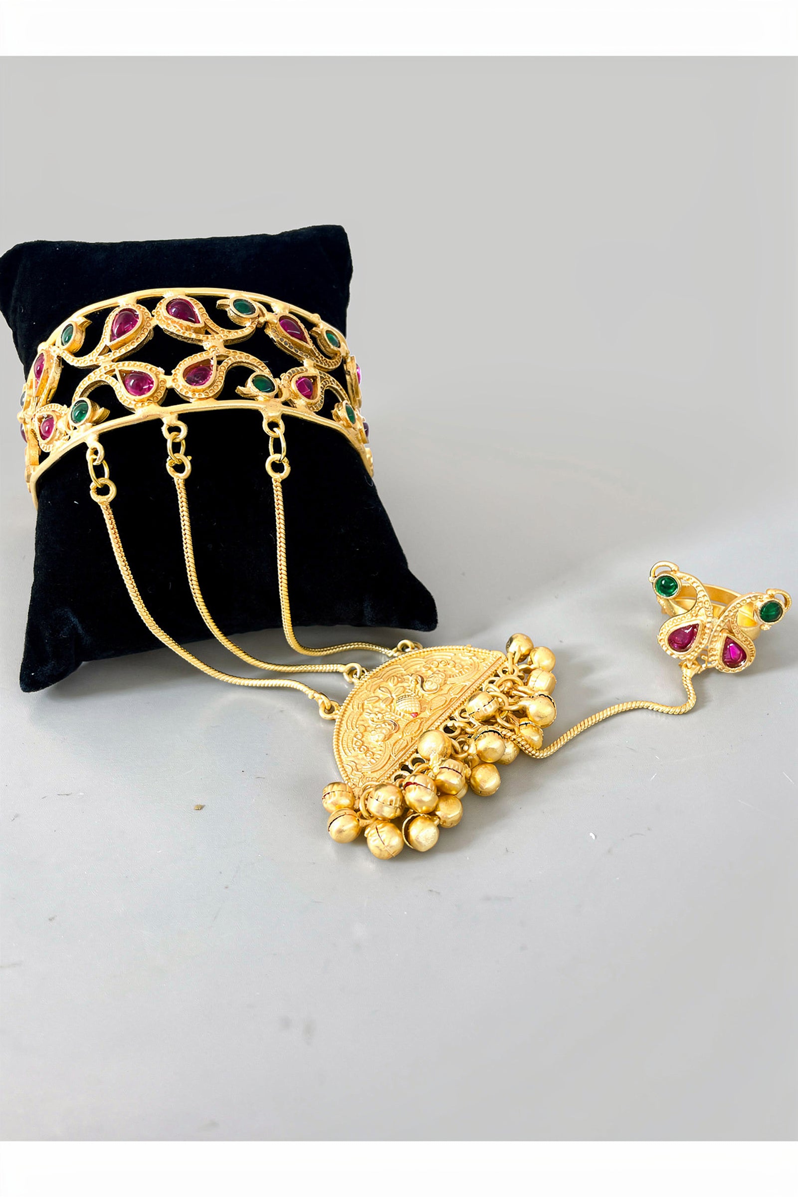 Royal Red & Green Stone Golden Hathphool with Floral Pattern