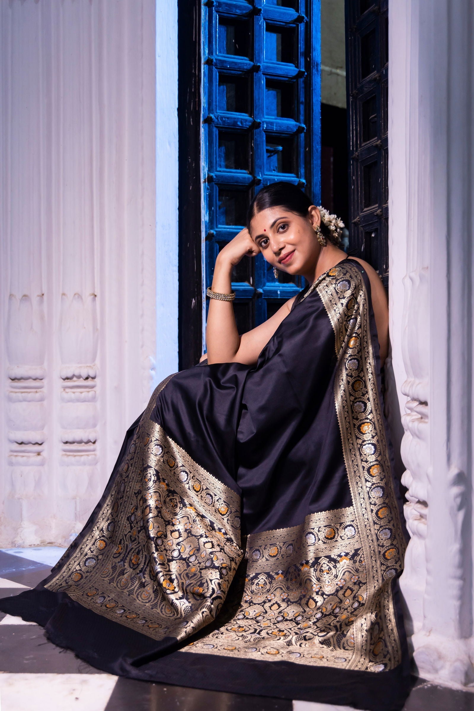 Handloom Black Mashru Satin Silk Banarsi saree - Mayrake