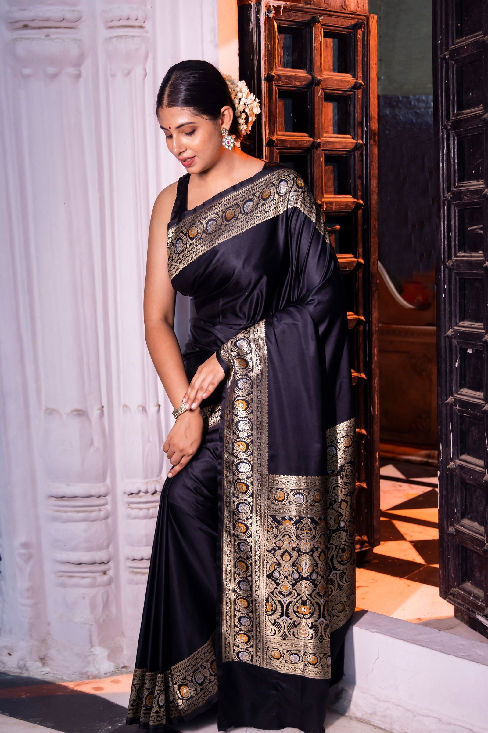 Handloom Black Mashru Satin Silk Banarsi saree - Mayrake