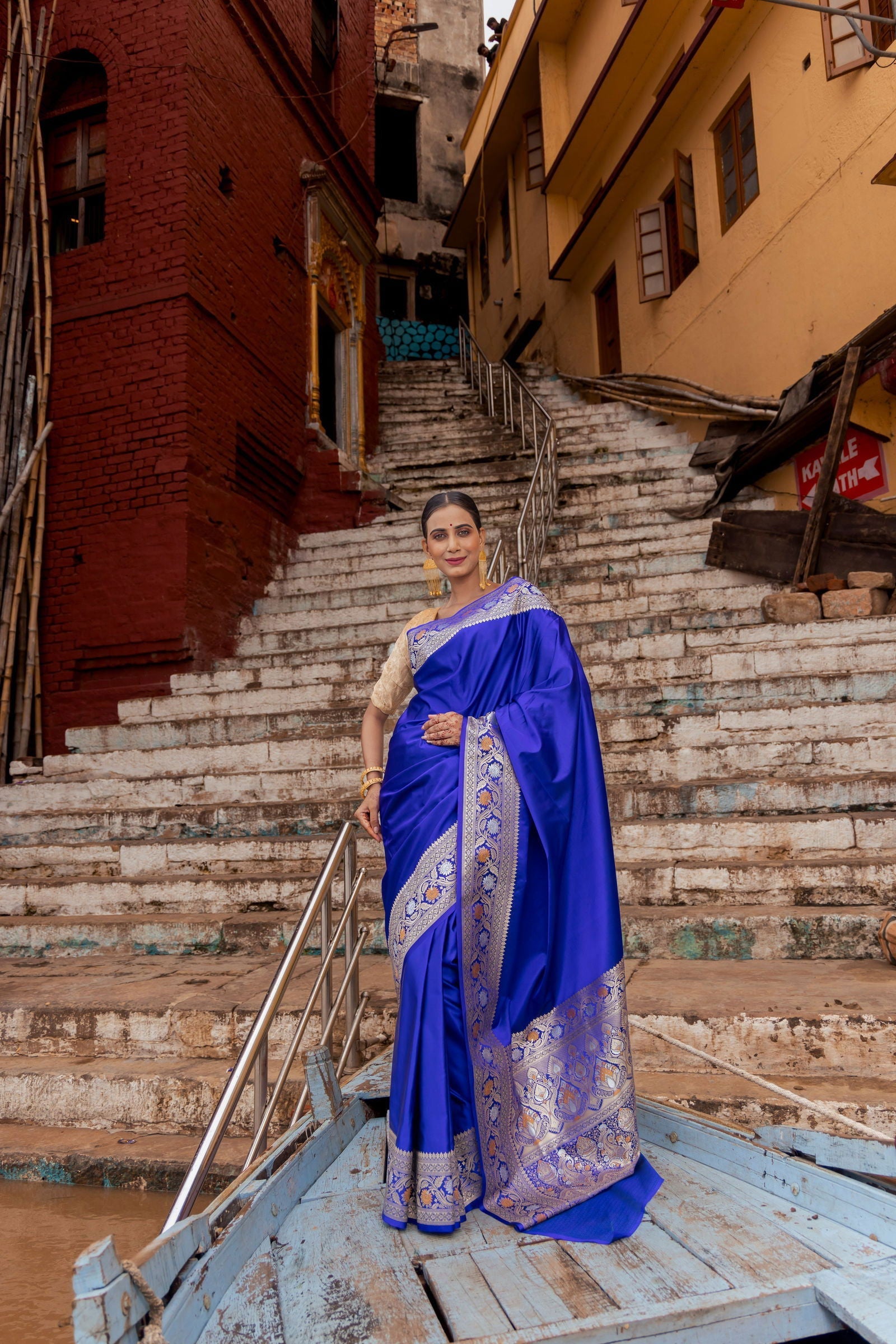 Handloom Navy Blue Mashru Satin Silk Banarasi saree - Mayrake.in