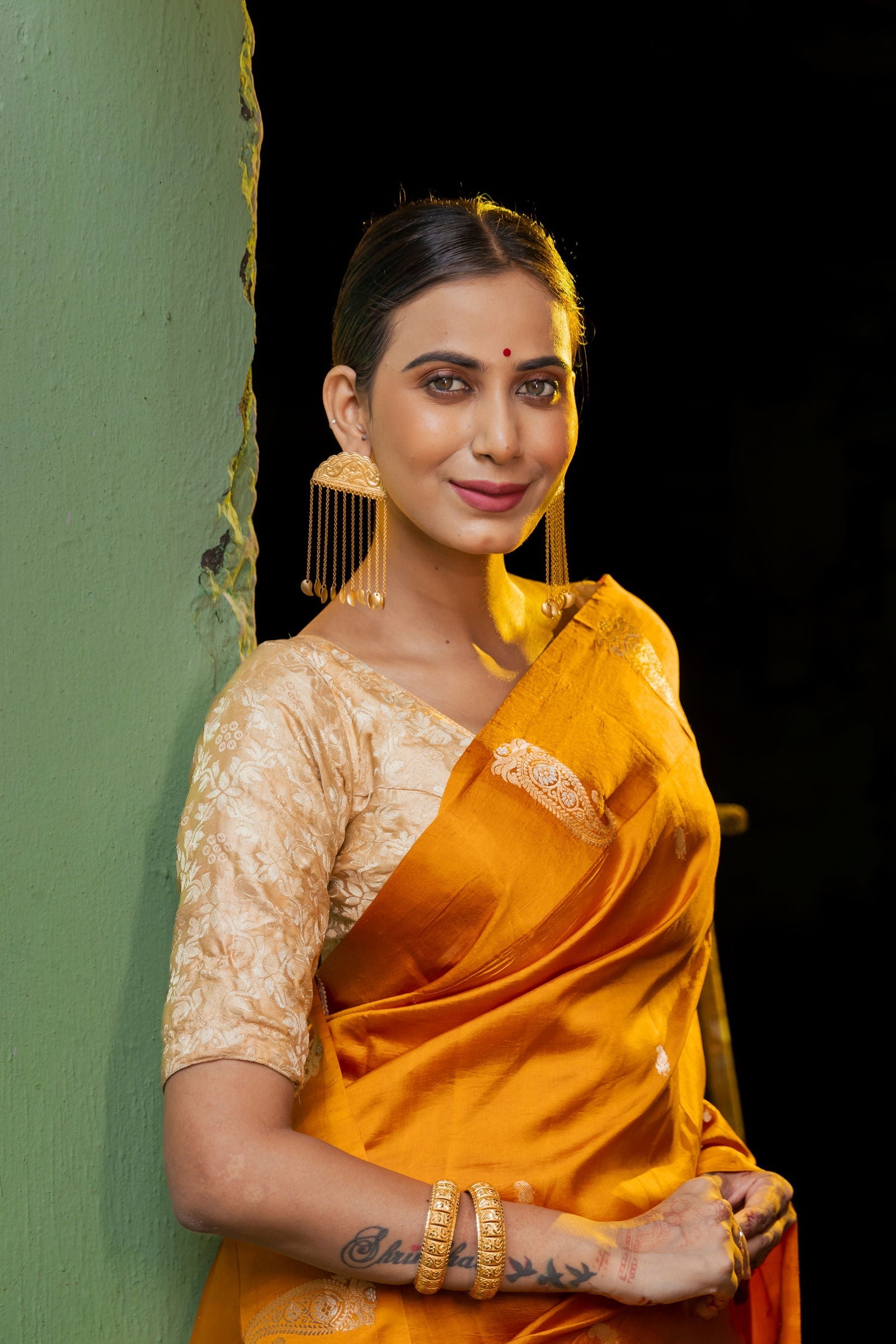 Handloom saffron Yellow Pure Katan Silk  Banarsi Saree - Mayrake