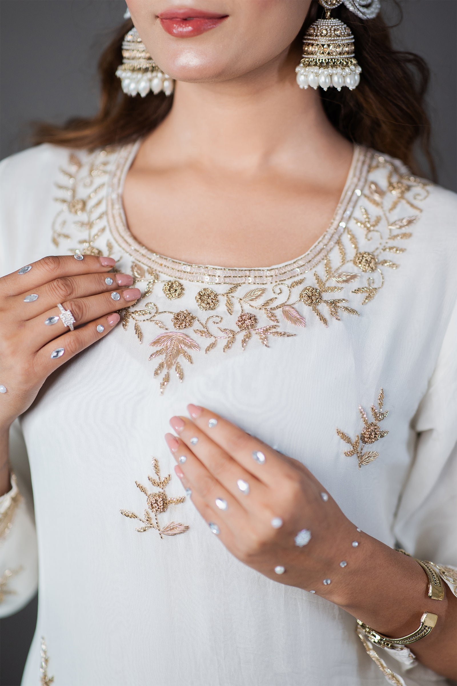 IvoryWhiteCrepeSilkKurtaPalazzoSet_0002