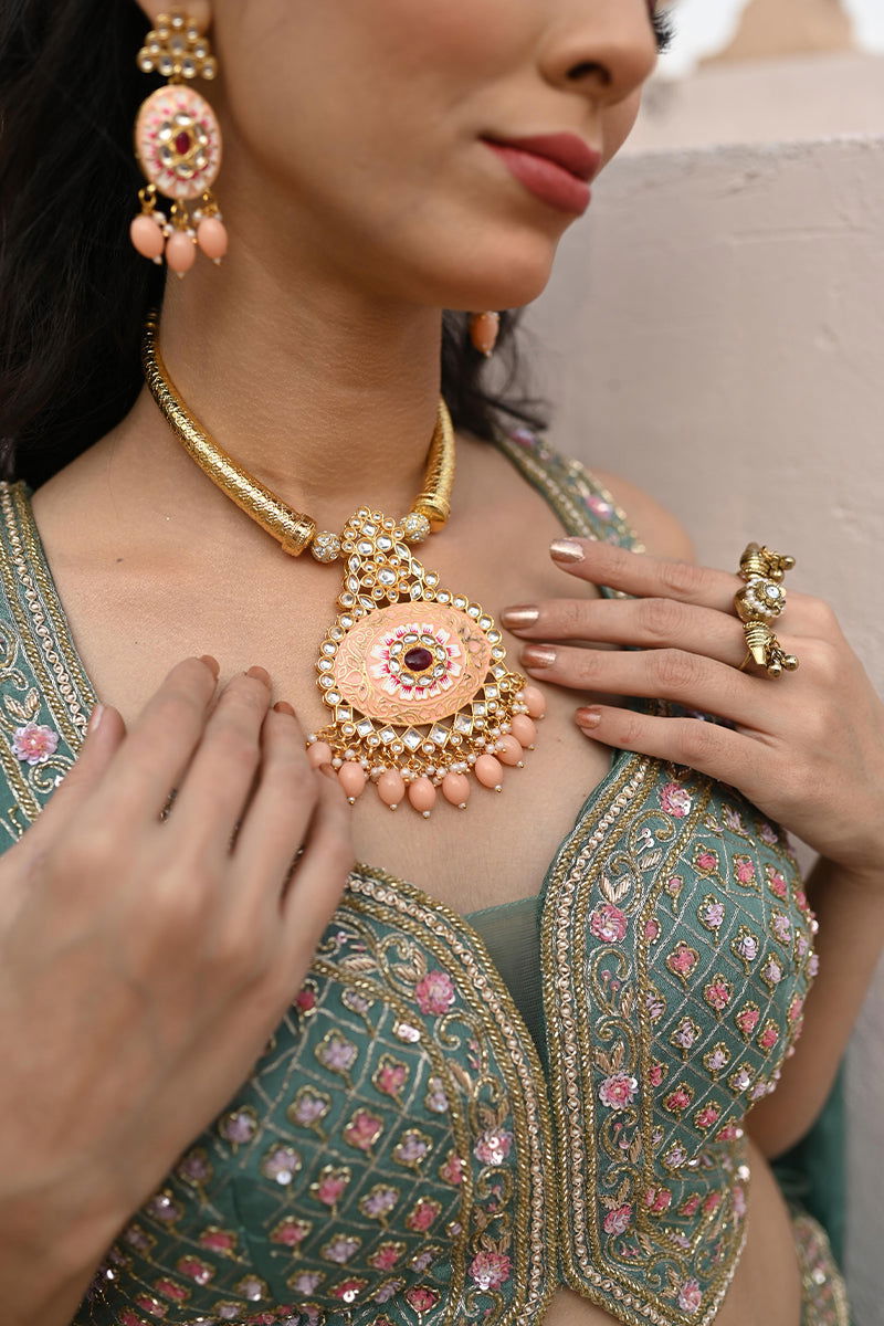 Jadau Kundan Peach Beads Pearls Hasli - Mayrake.in
