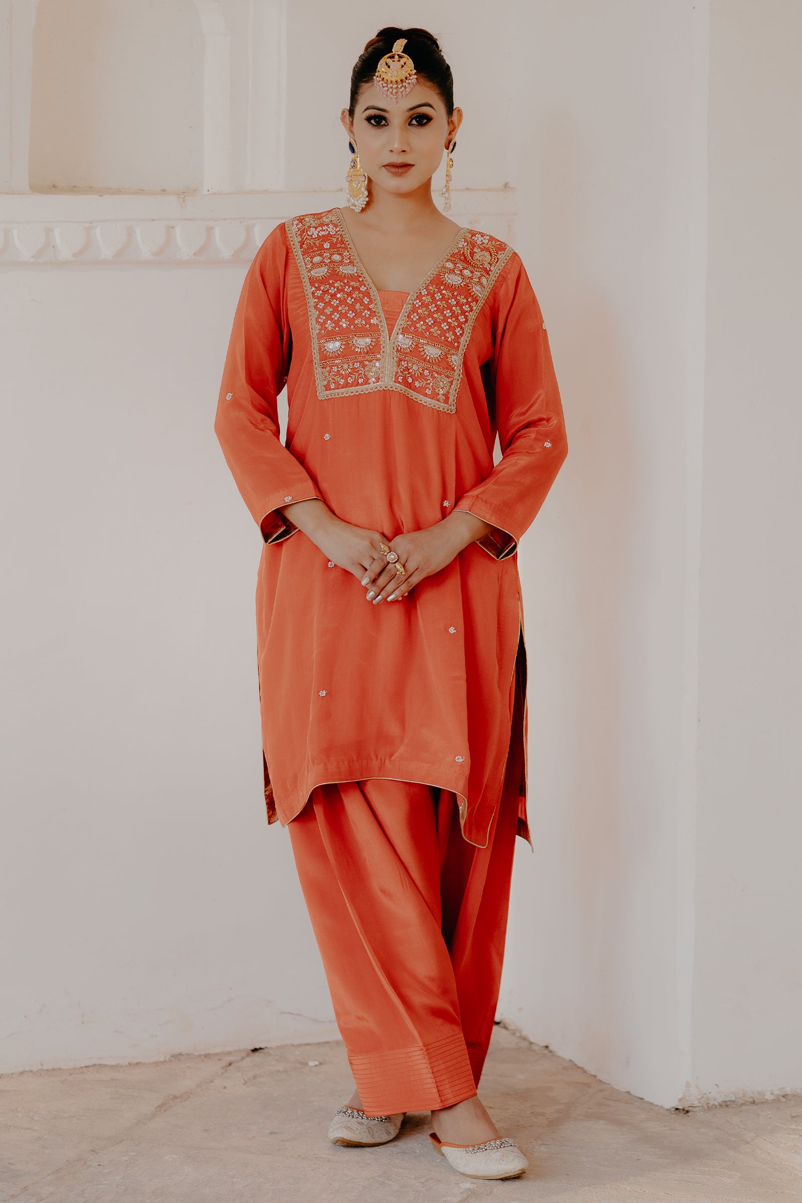 Orange_Crepe_Silk_Suit_with_Farsi_Salwar_Dupatta_0001_32_MODEL