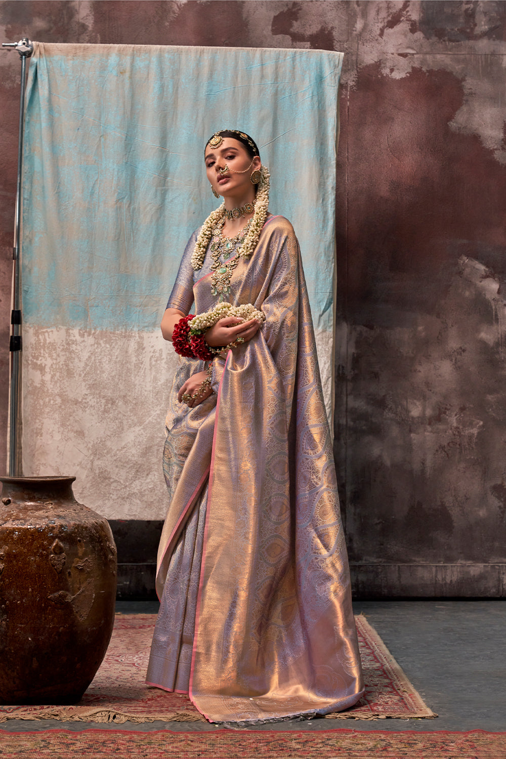 Two-Tone Peach Purple Handloom Weaving Silk Saree with Contrast Selvage Border