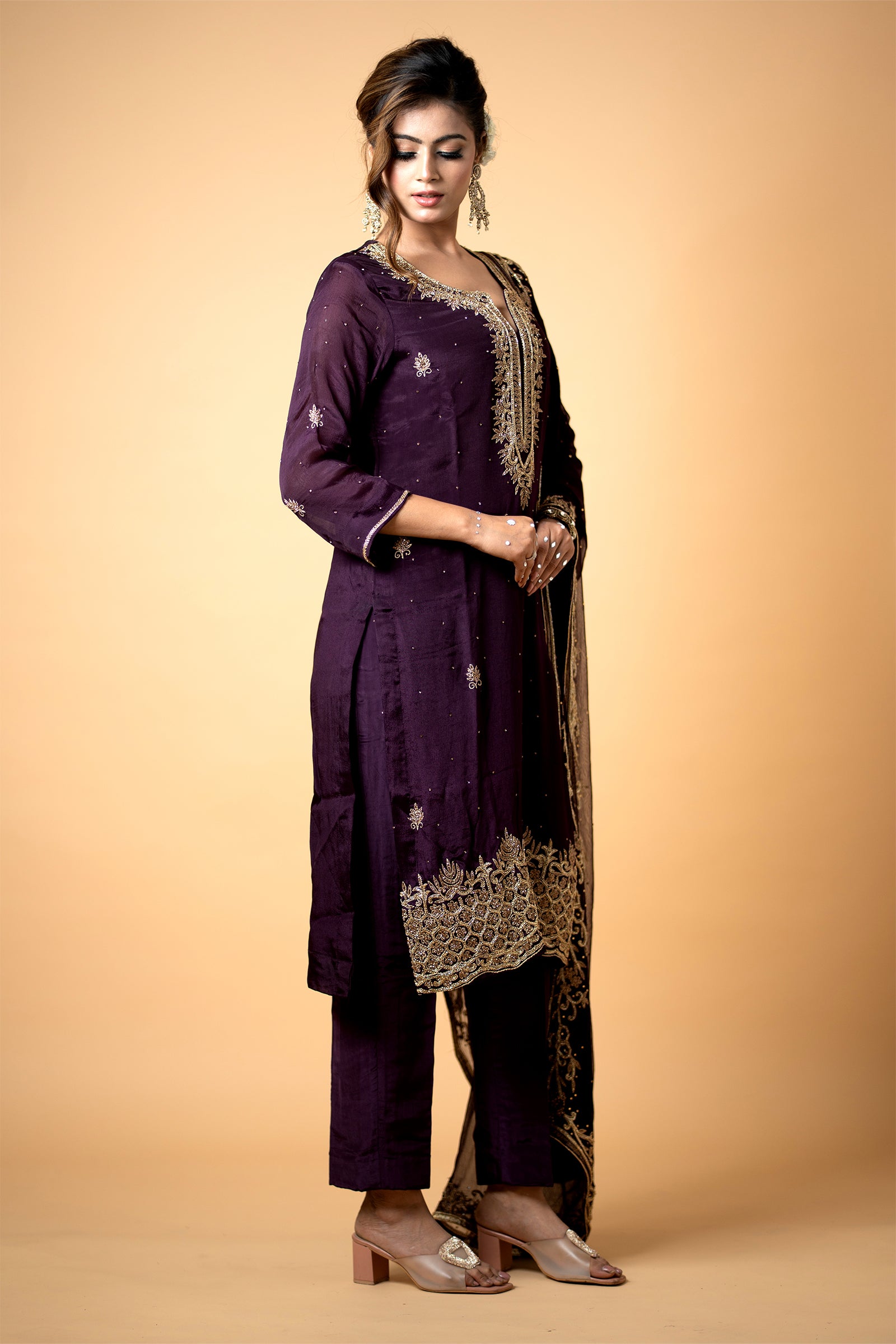 WineGeorgetteKurtaSetwithPant_0002