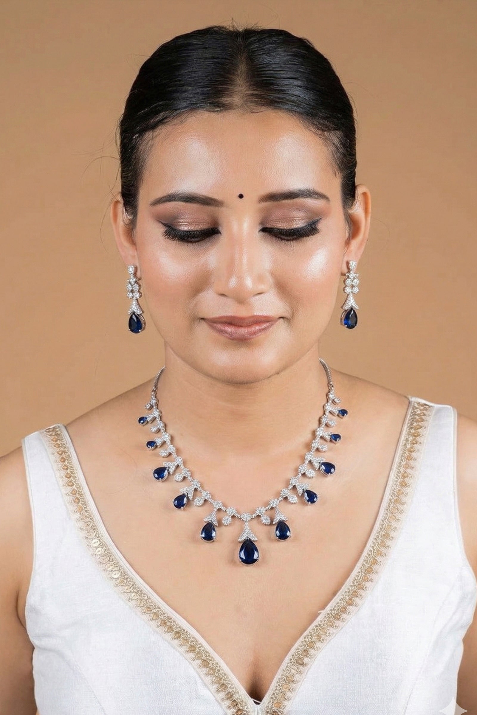 Midnight Blue Teardrop Stone Necklace Set with Floral Diamond-Studded Detailing